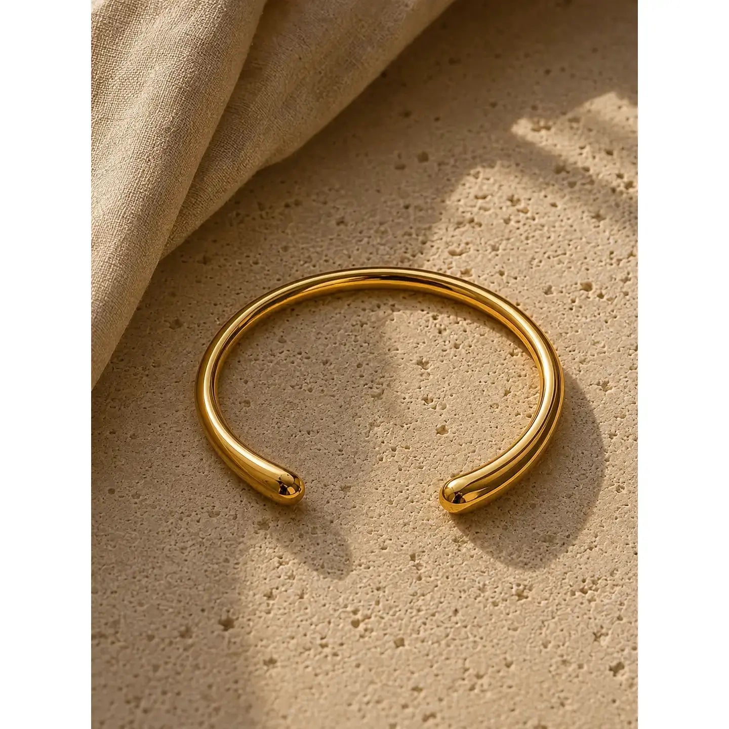The Paloma Sculptural Cuff