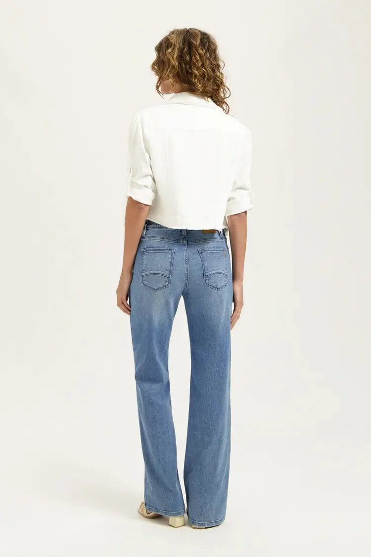 Sophie Straight | Straight Fit Jean - Sprig Beauty Co