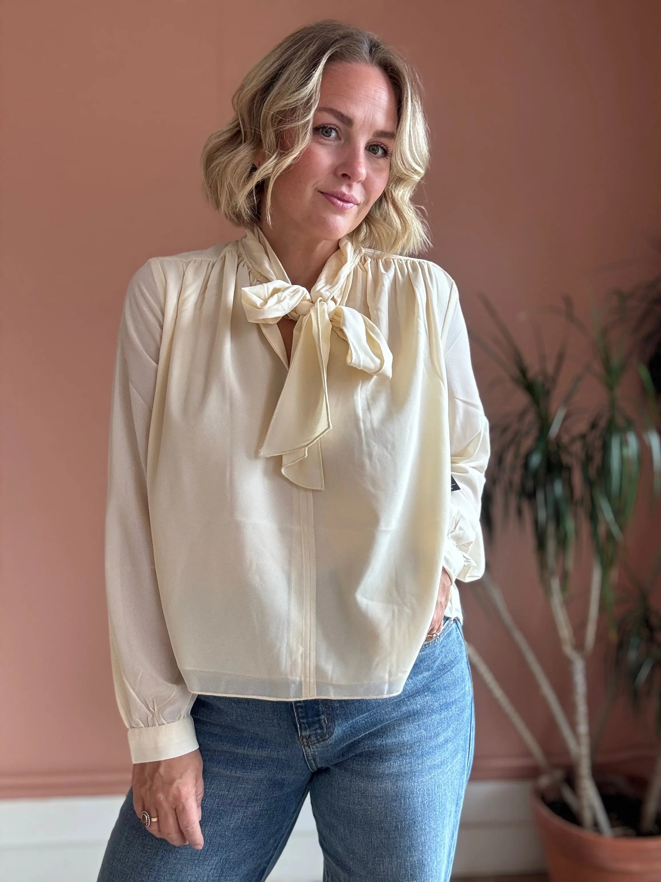 Margot Bow Blouse - Sprig Beauty Co