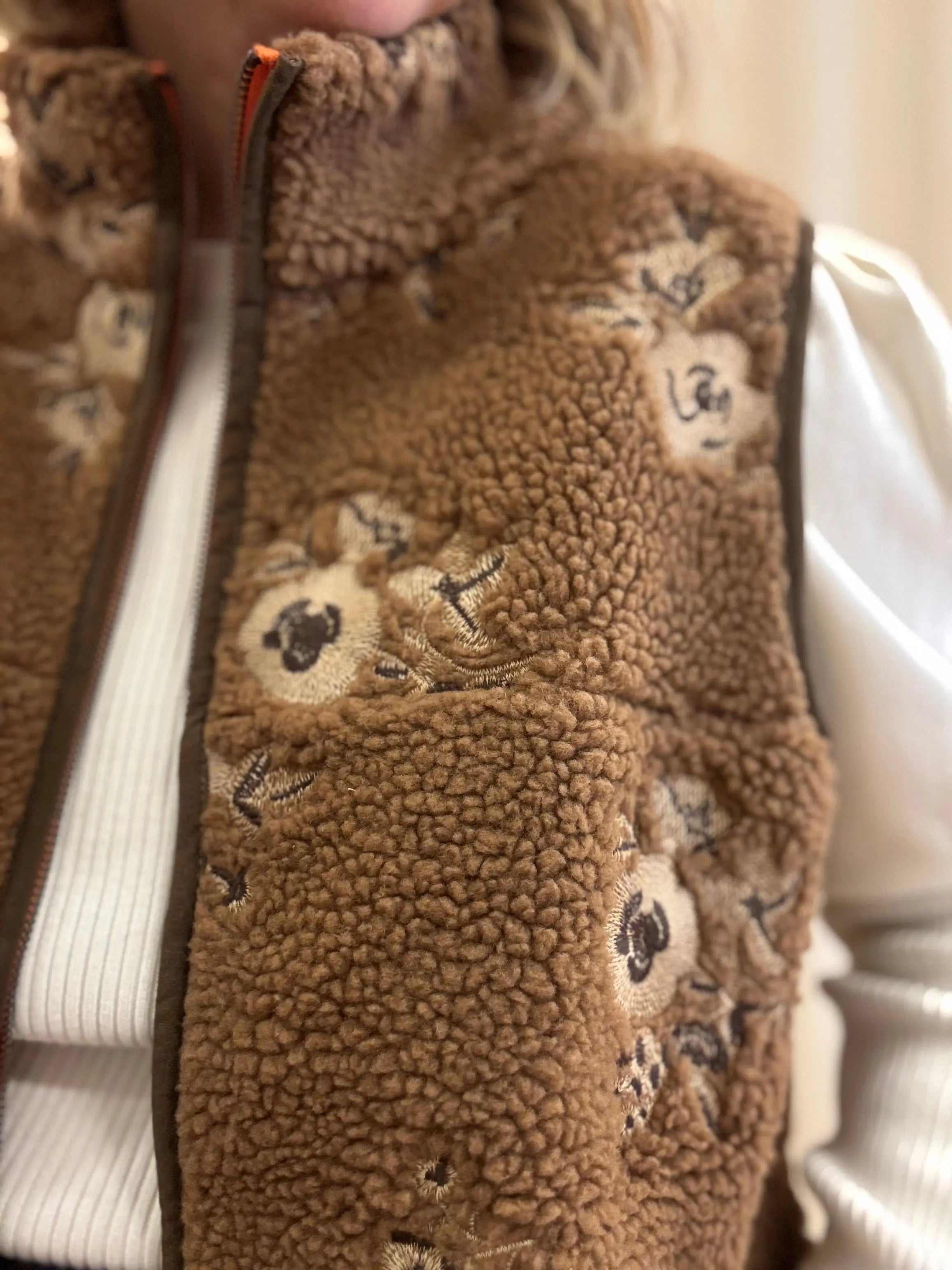 Meadow Bloom Vest - Sprig Beauty Co