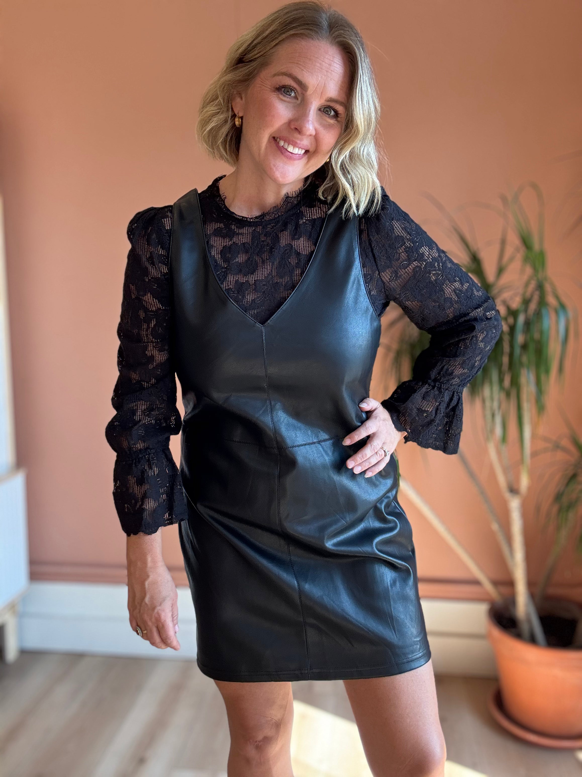 Noir Muse Shift Dress - Sprig Beauty Co