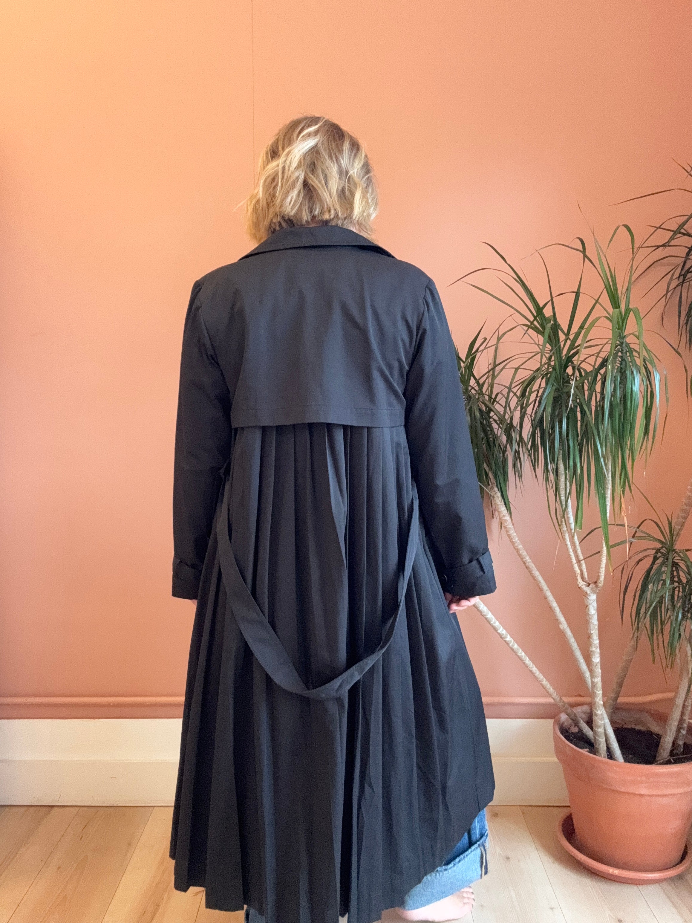 Vivienne Trench - Sprig Beauty Co