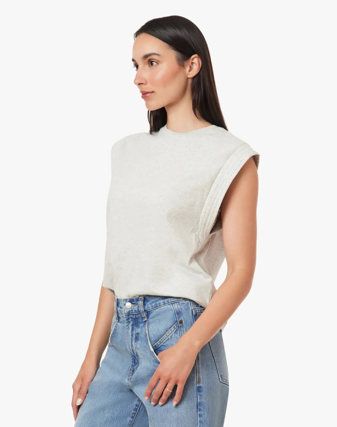 The Noa Tee