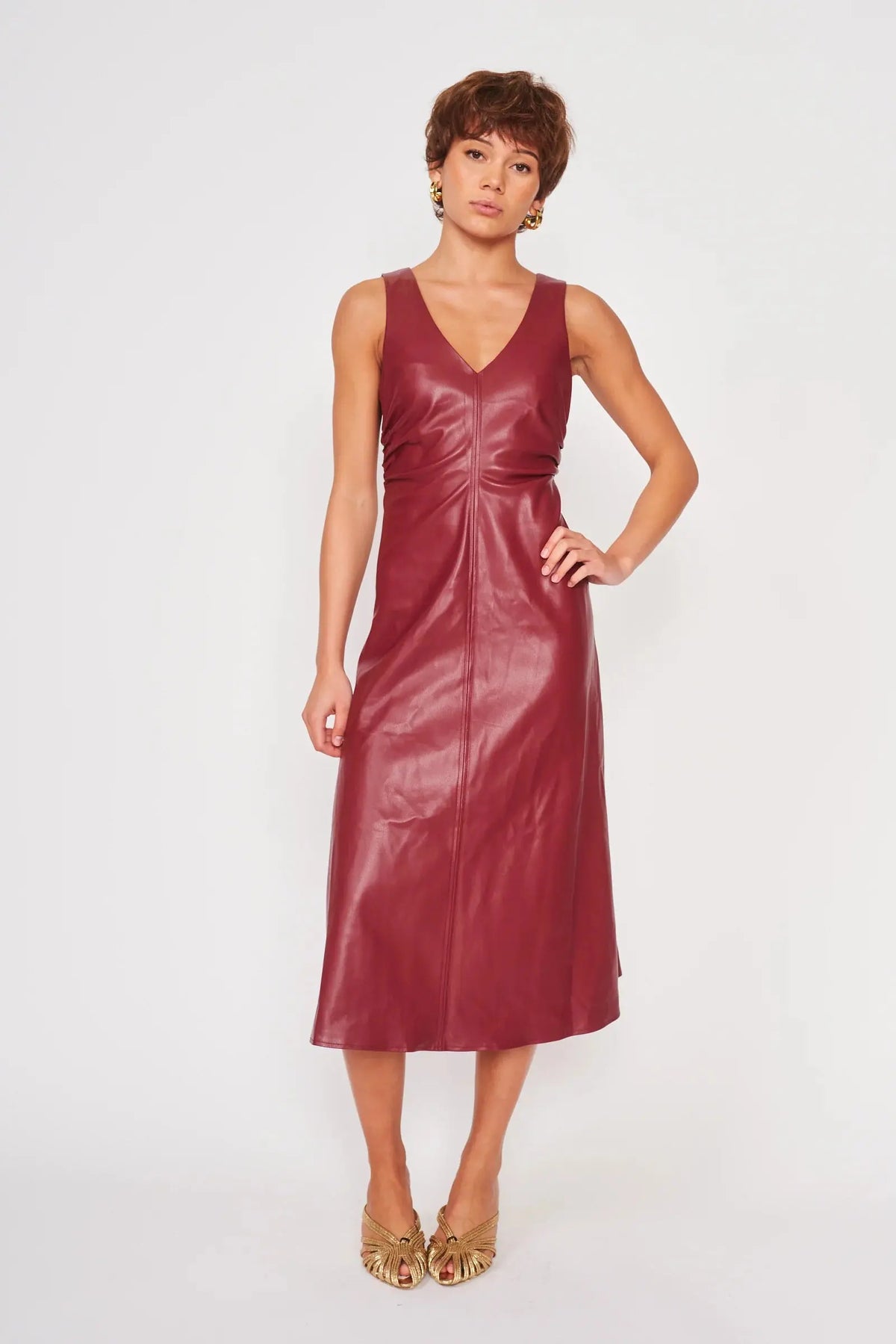 dRA Los Angeles Celeste Dress in extra small, stylish women's apparel with a fitted silhouette and elegant design.