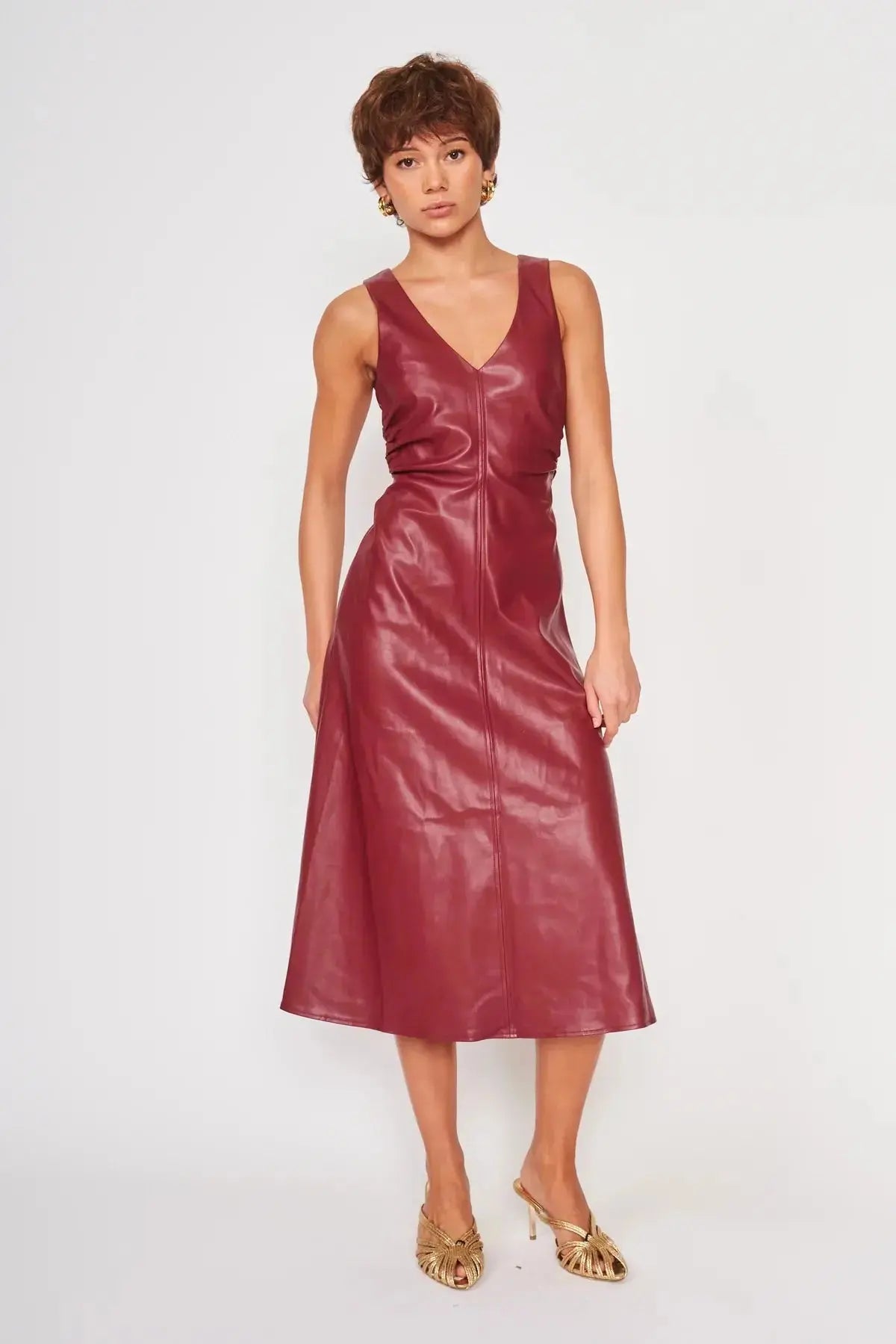 dRA Los Angeles Celeste Dress in extra small, stylish women's apparel with a fitted silhouette and elegant design.