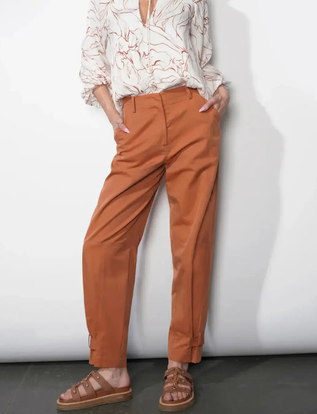 Greylin Cameron casual tapered pant in extra small, featuring a relaxed fit and stylish design for everyday wear.