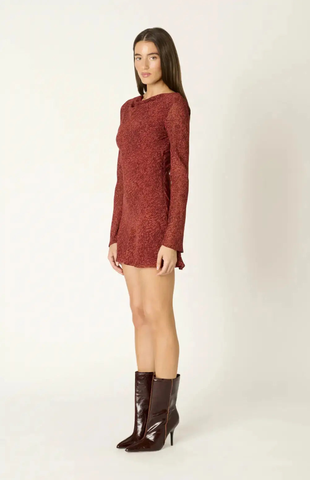 NIA Sonnet Dress in extra small size, stylish women's apparel with a flowing design and elegant fabric.