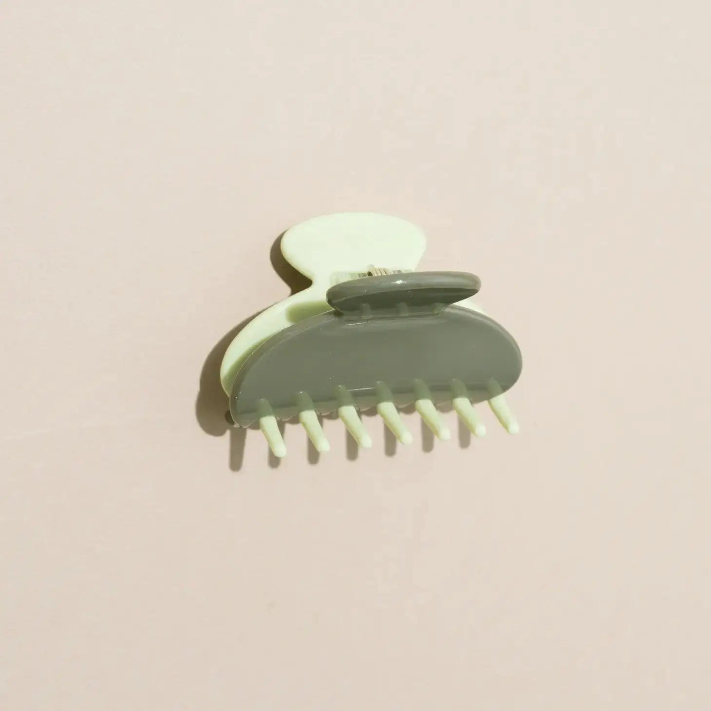 Jaycee Hair Claw - Sprig Flower Co