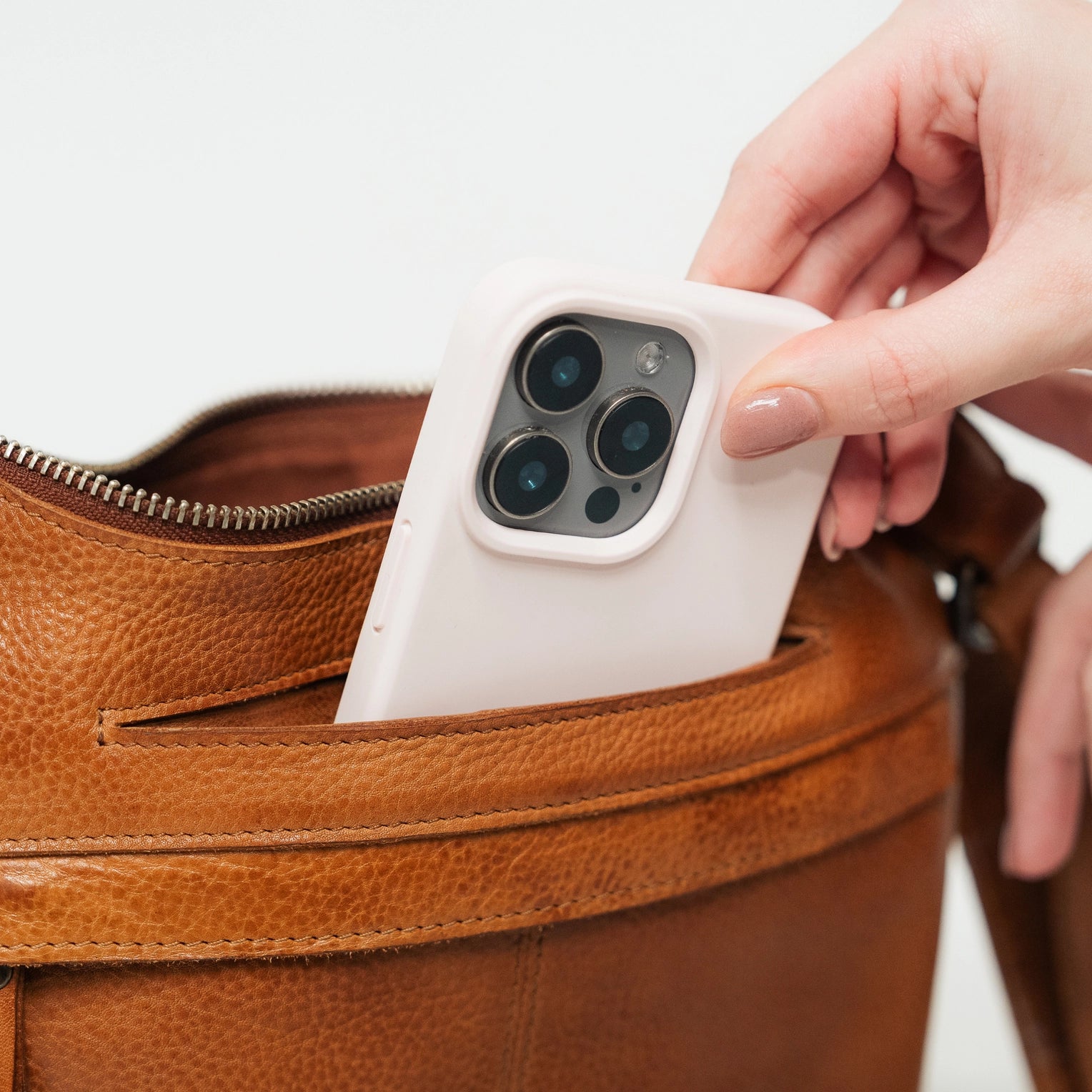 Ellis Bag - Sprig Beauty Co