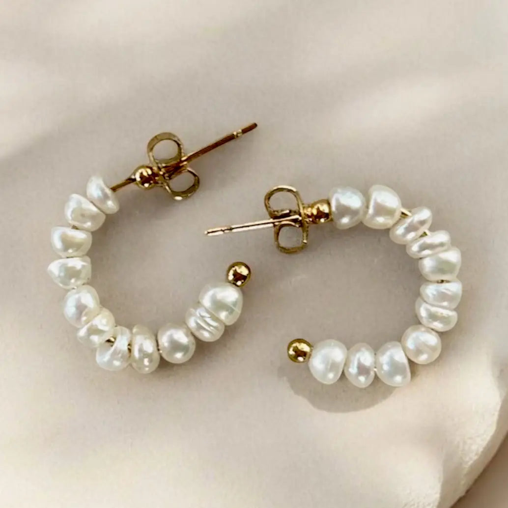 Tessa Pearl Hoop Boem