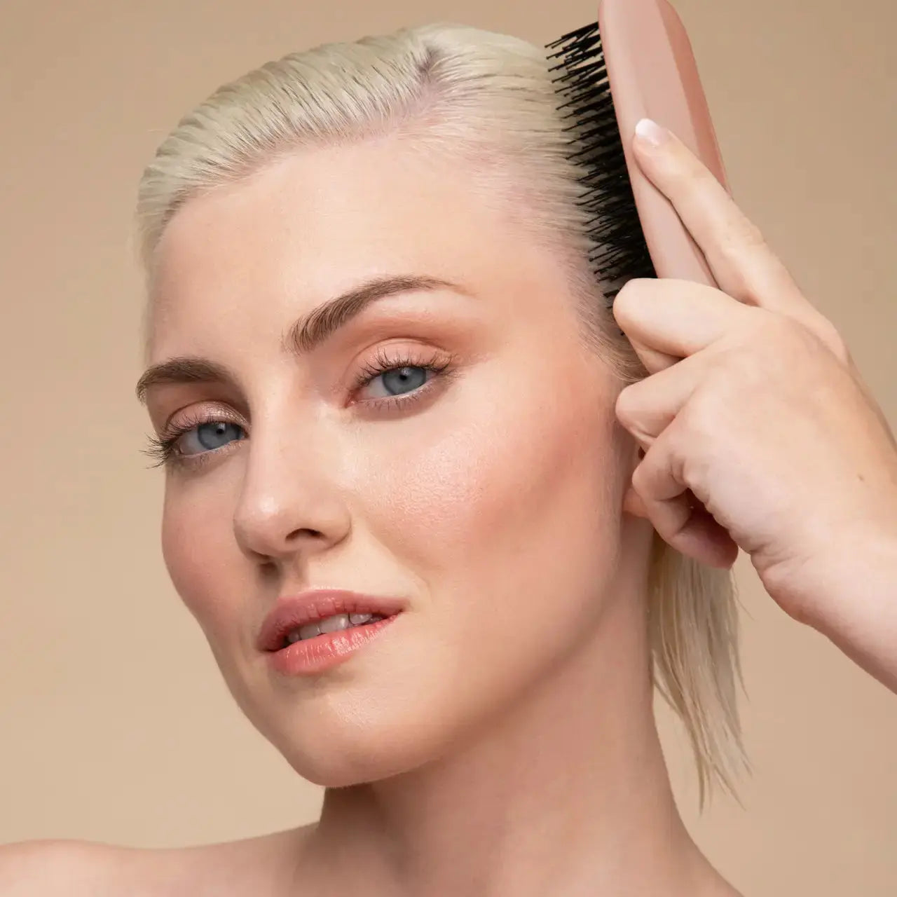 Scalp Renewal Brush - Sprig Beauty Co