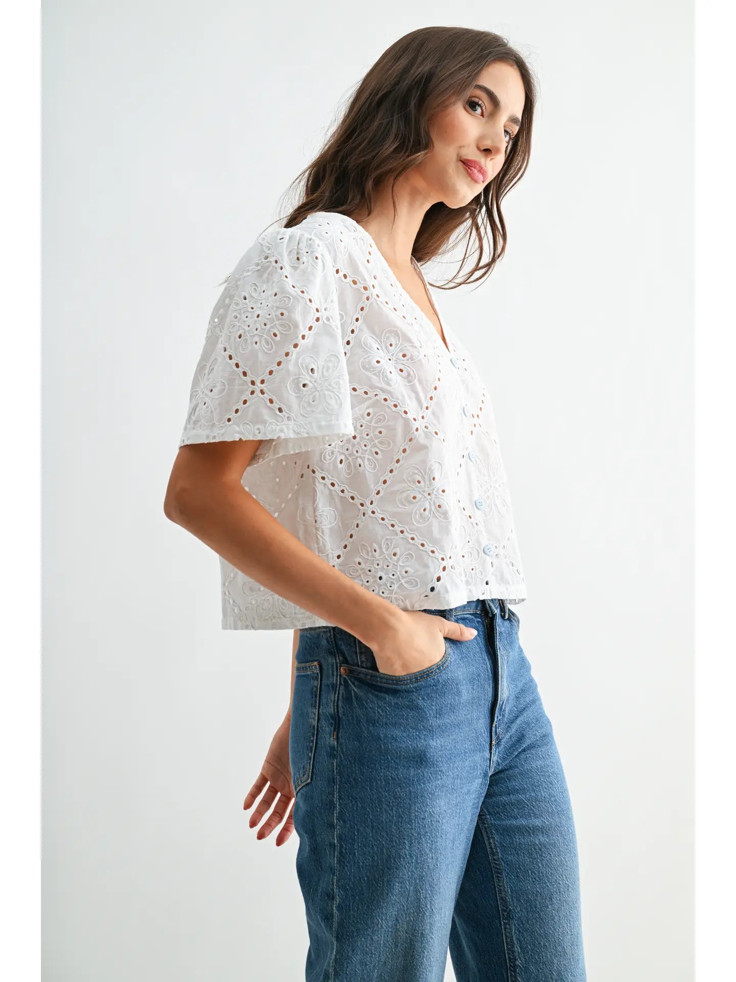 Grace eyelet Button-Up Cameilla