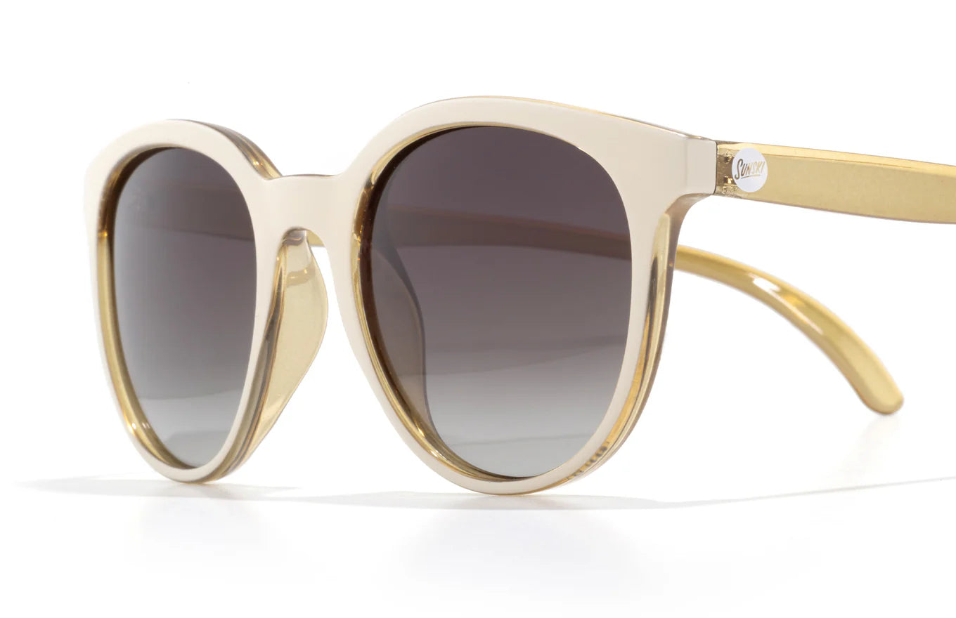 MAKANI | Ivory Sepia