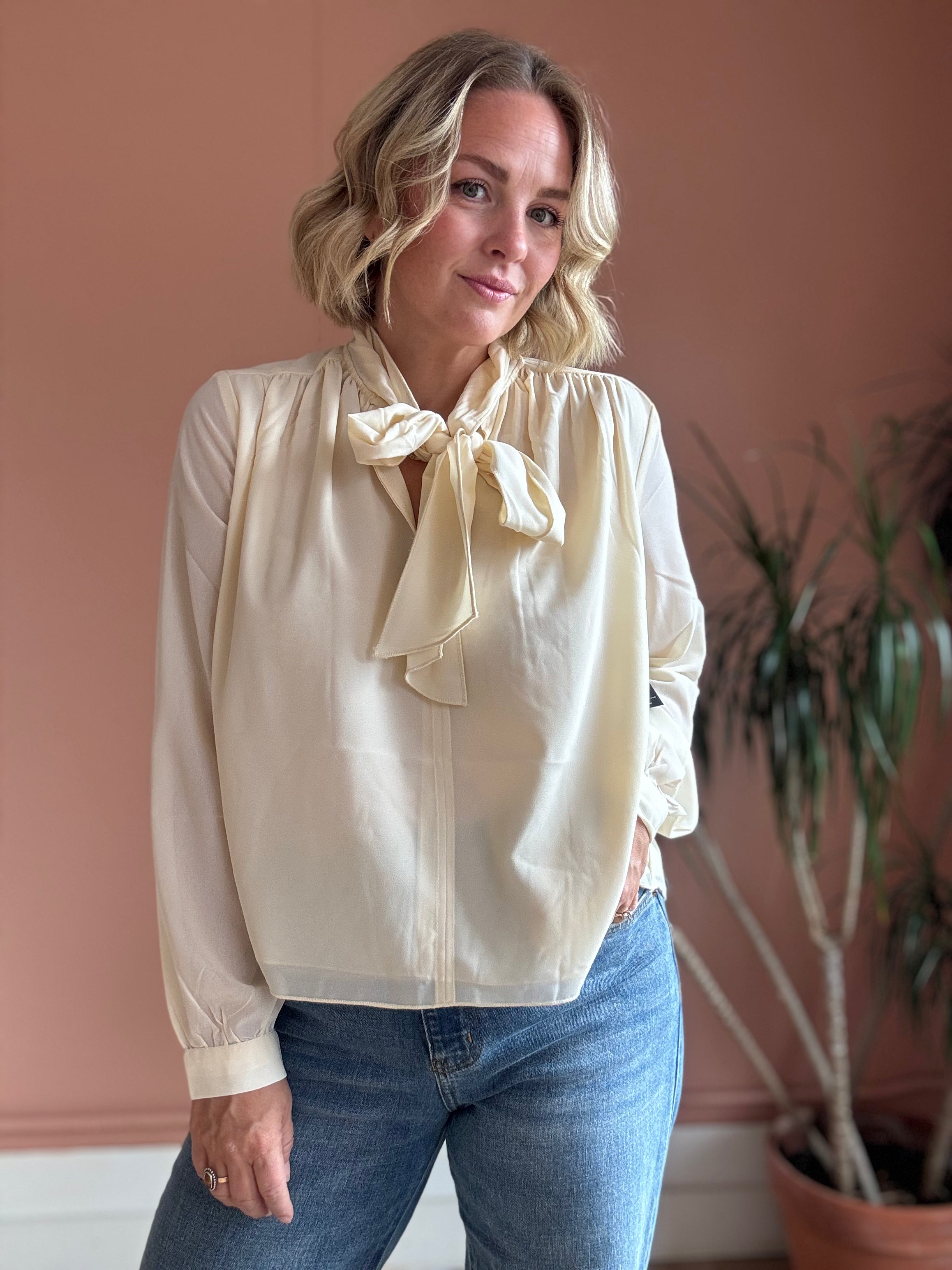 Margot Bow Blouse - Sprig Beauty Co