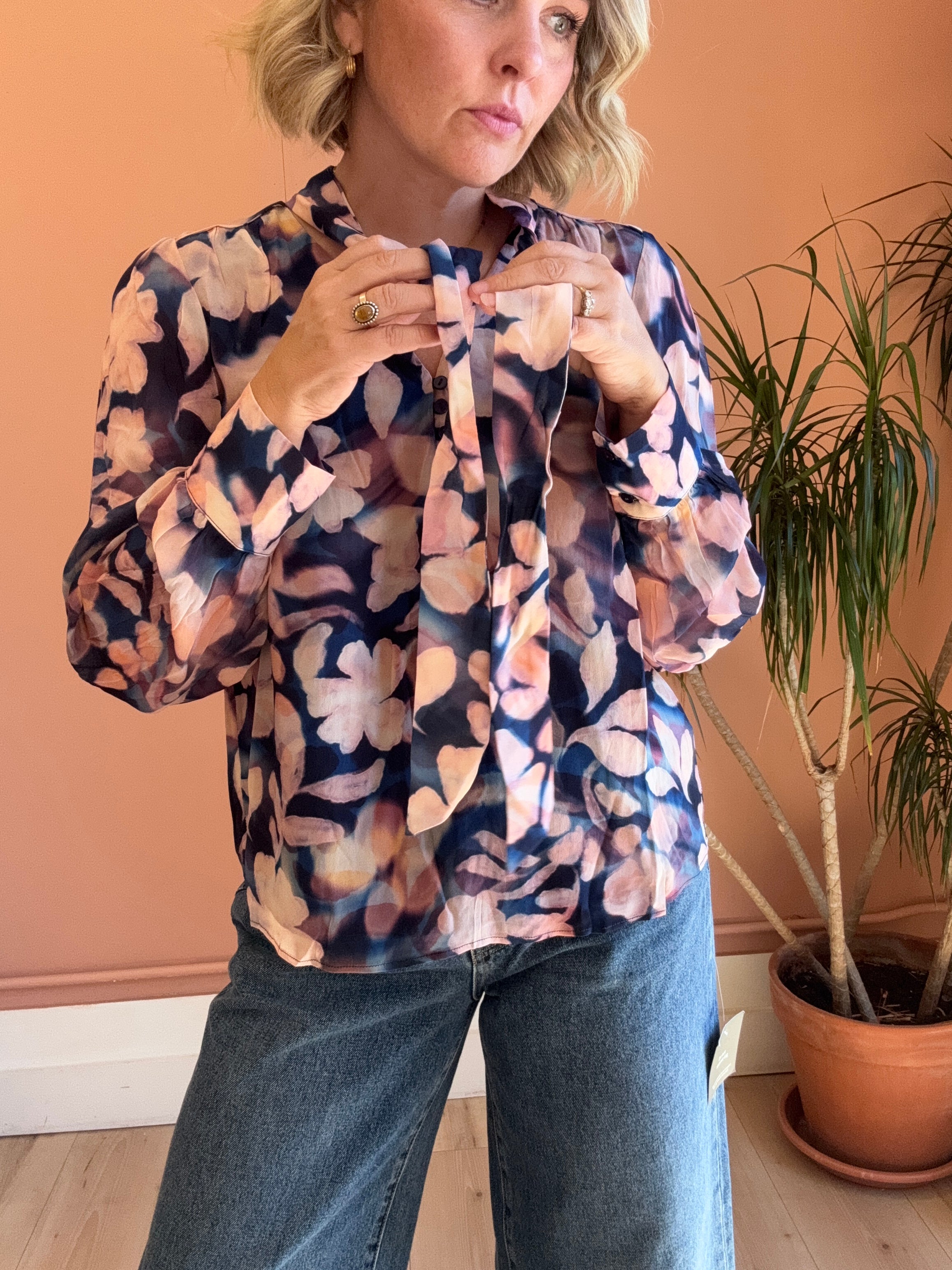 Midnight Bloom Blouse - Sprig Beauty Co
