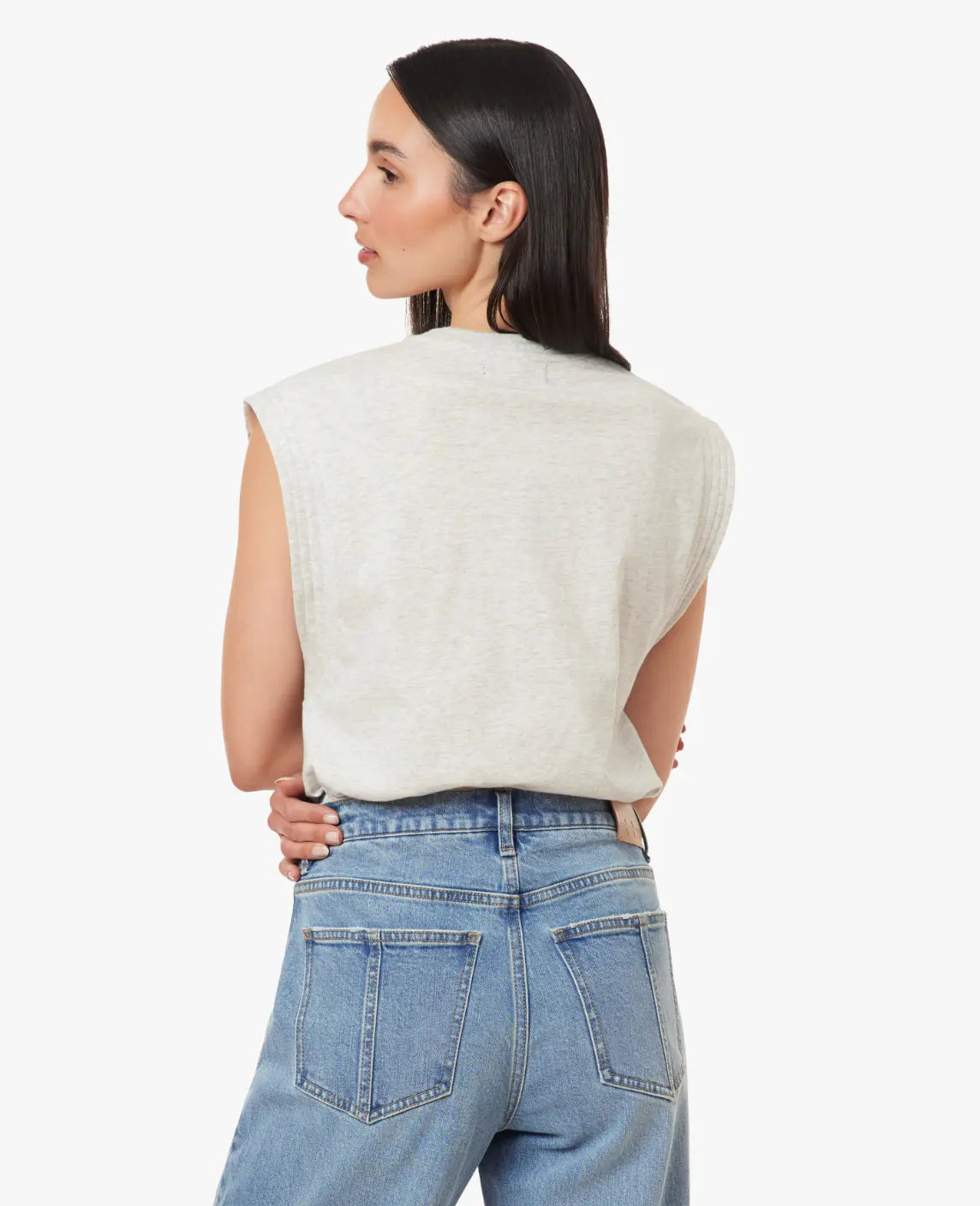 The Noa Tee