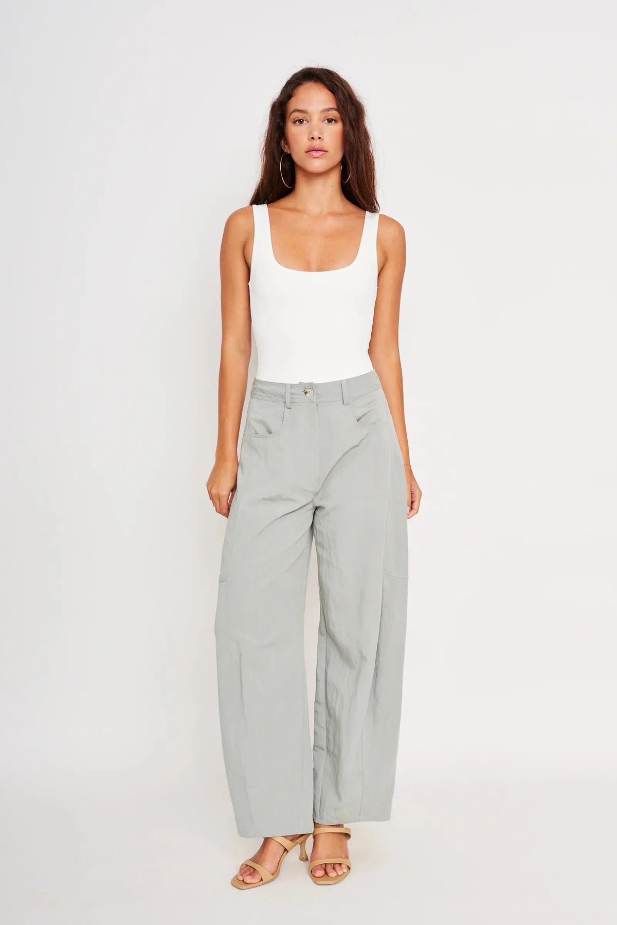 dRA Los Angeles Sierra Spring Pant in extra small, stylish women's apparel with a relaxed fit and lightweight fabric.