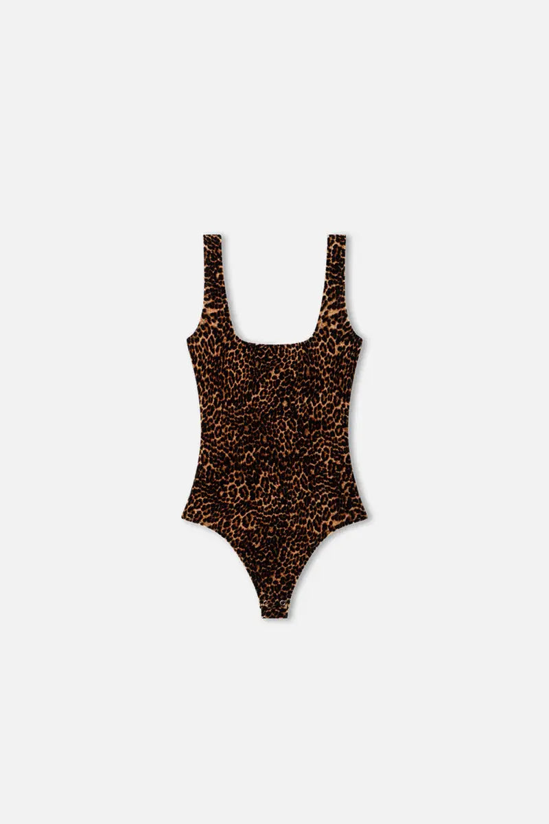 Extra small velvet modern tank bodysuit by Good American, shown flat with smooth fabric and sleeveless design.