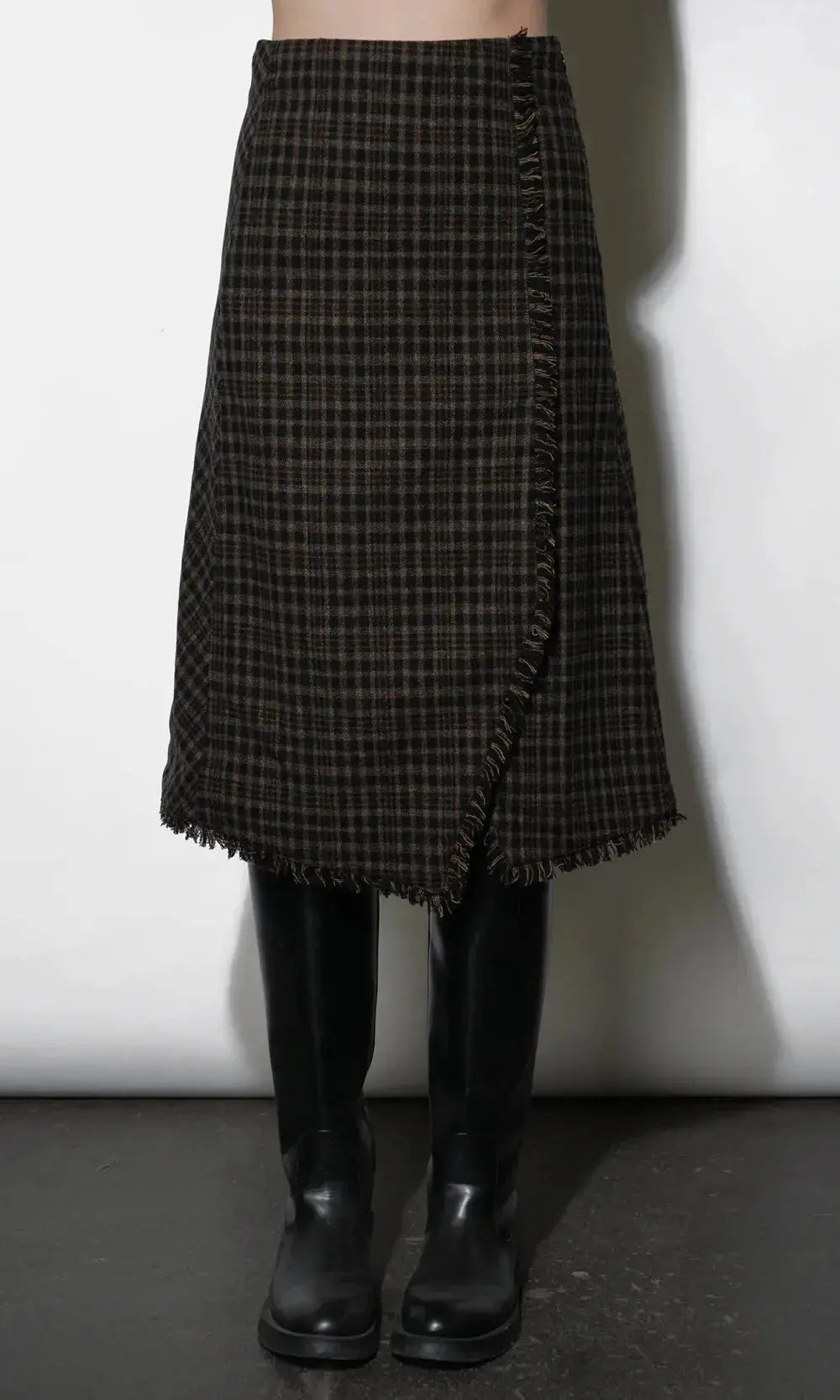 Greylin Brighton skirt in extra small size, stylish apparel with a flowy design and vibrant pattern, perfect for casual or dressy wear.