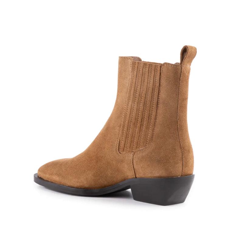 Hold Me Down Boot - Sprig Flower Co