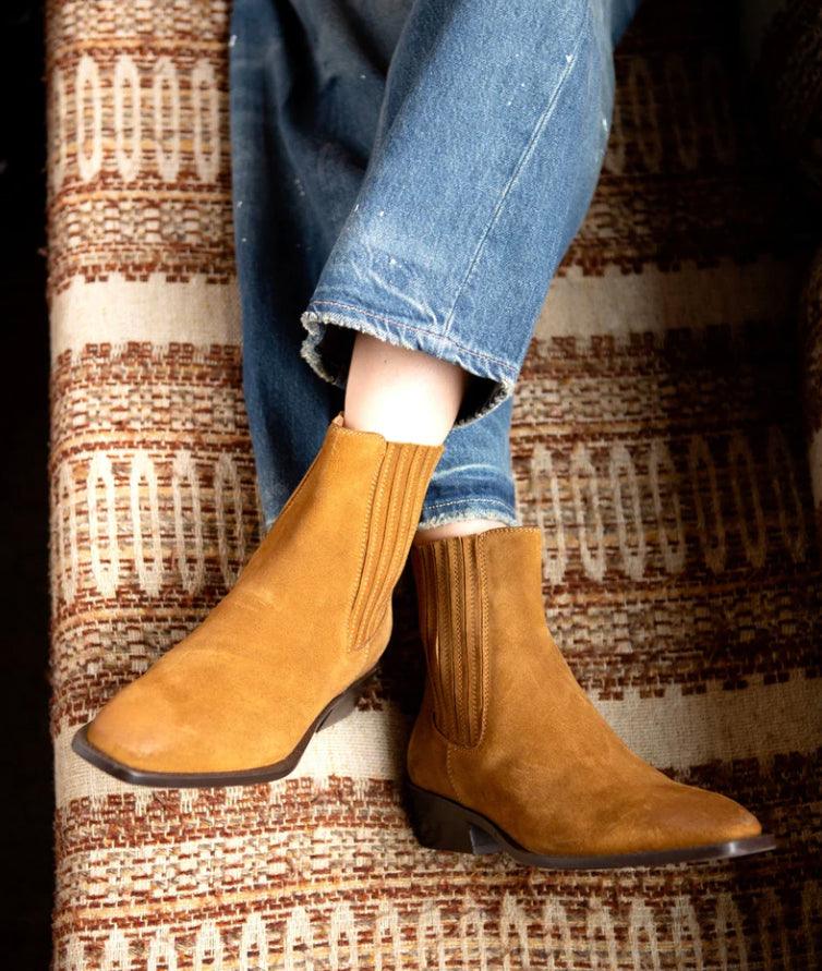 Hold Me Down Boot - Sprig Flower Co