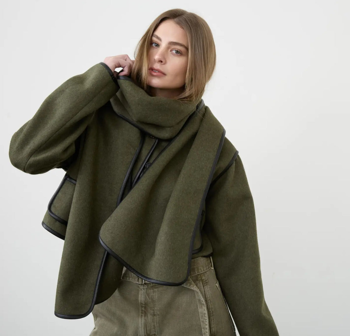 Moonriver Ryder cropped jacket in extra small size, stylish apparel with a fitted design and modern look.