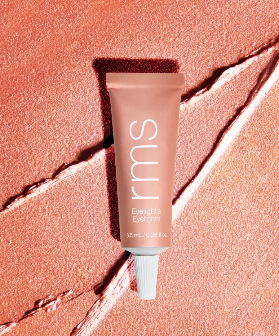 RMS Beauty Eyelights Cream Eyeshadow in Flare, smooth eye shadow with a luminous finish, applied on eyelids.