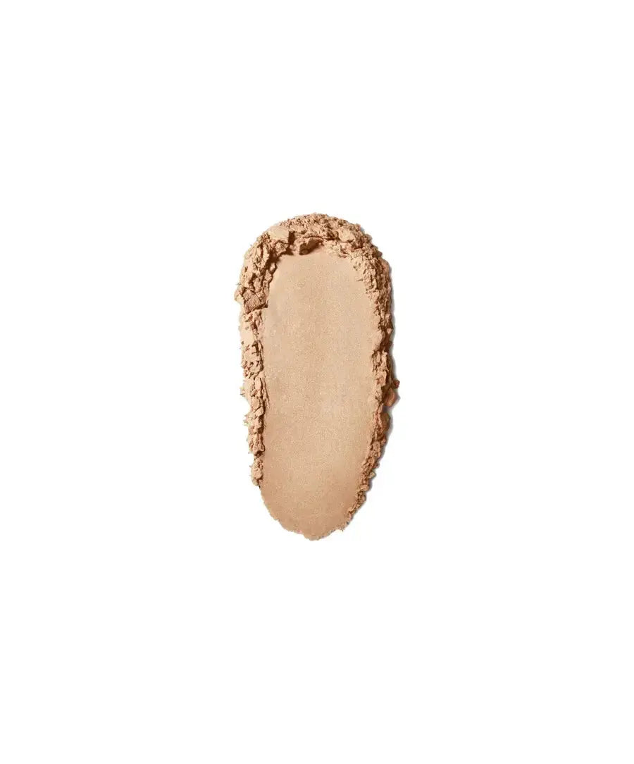 RMS Beauty Hydra Setting Powder in Sheer Light, a translucent face powder for a natural matte finish and setting makeup.