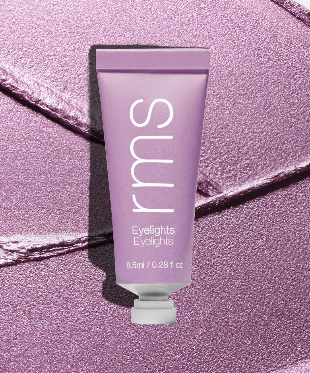 RMS Beauty Eyelights Cream Eyeshadow in Flare, close-up of the shimmering eye shadow applied on eyelids.